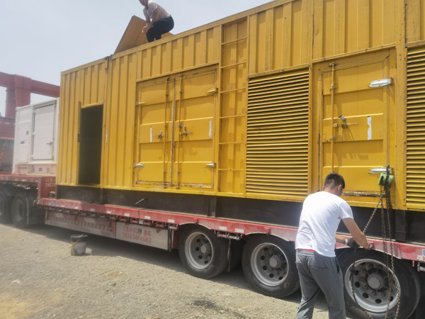 水城除了负载情况和发动机维护,还有哪些因素会影响 200kw 柴油发电机的油耗?