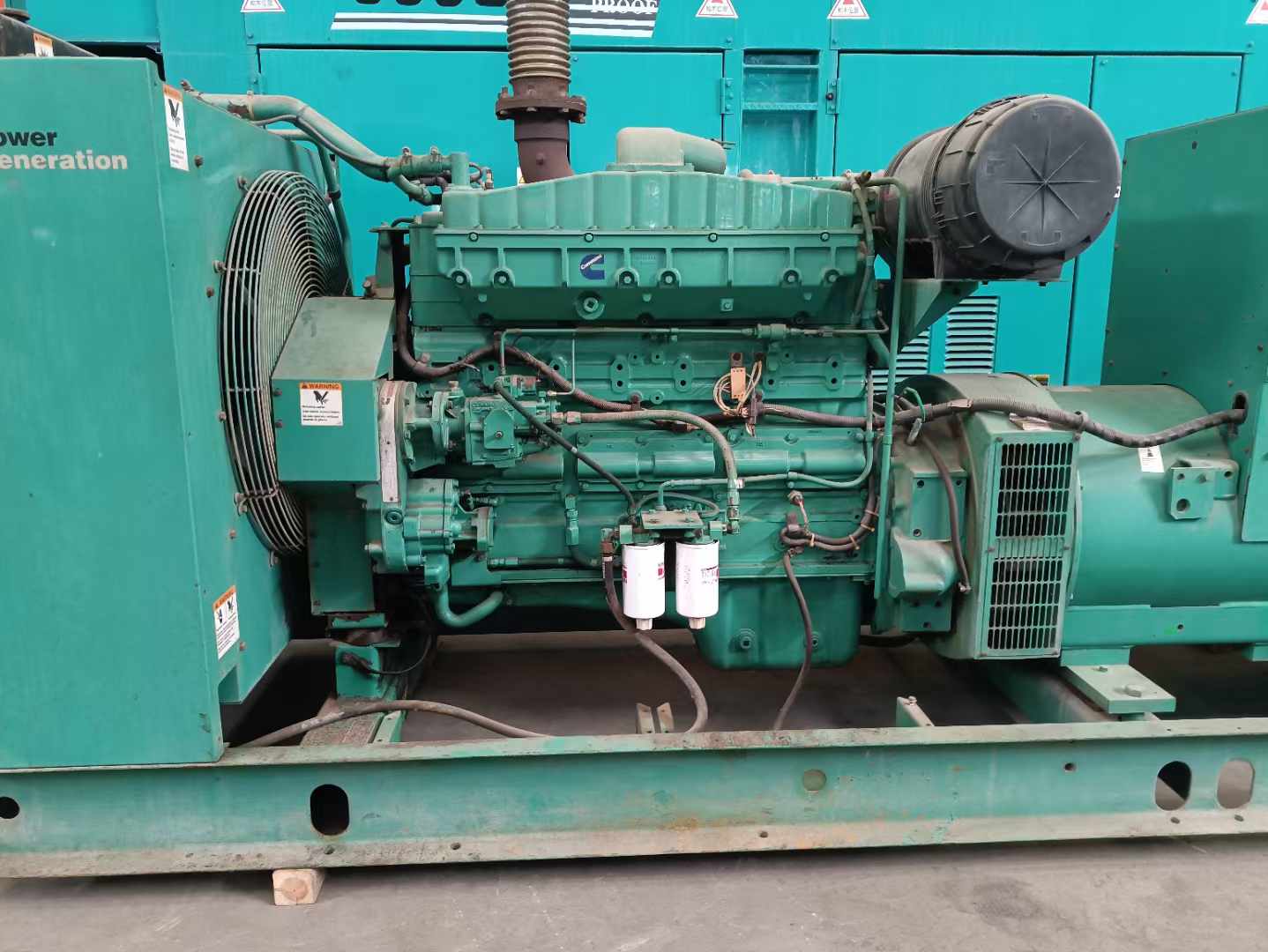 水城过载会对 600kW 柴油发电机组造成哪些损害？