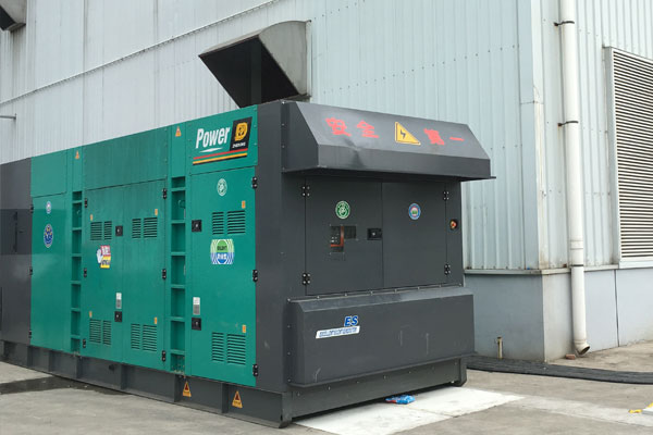 水城燃油滤清器的更换流程是怎样的？