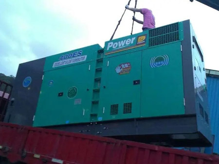 水城柴油发电机组转速不稳定时，如何对发动机进行维护？