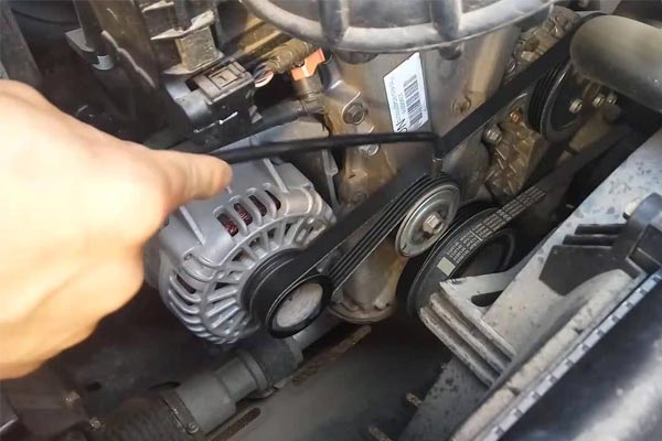 水城转速传感器的工作原理是什么？