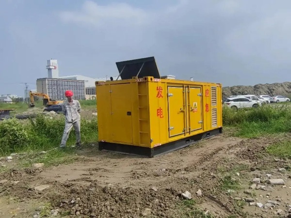 水城200KW柴油发电机机组每小时的油耗量受哪些因素影响？